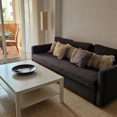 Moderno Y Renovado En Urbanización Playa Castillo, *